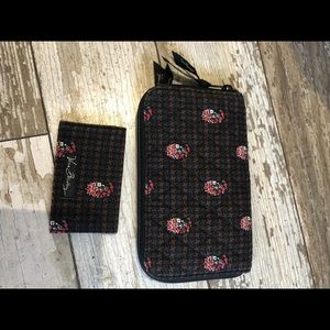 Vera Bradley ZIP around Wallet and Card Holder